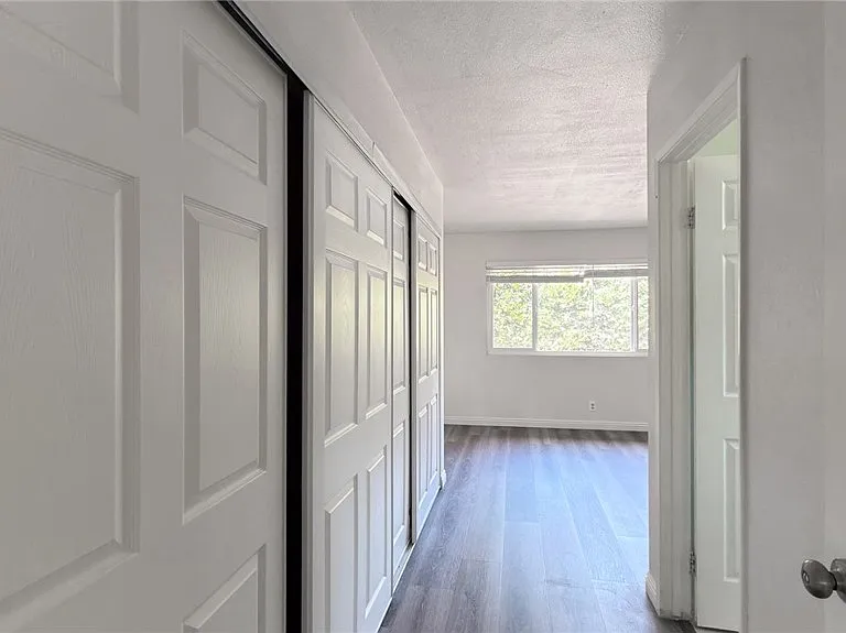 1359 Calle De Oro — Photo 11