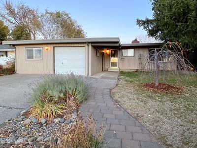 911 S 36th Ave, Yakima, WA, 98902