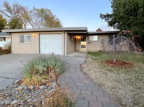 911 S 36th Ave, Yakima, WA 98902