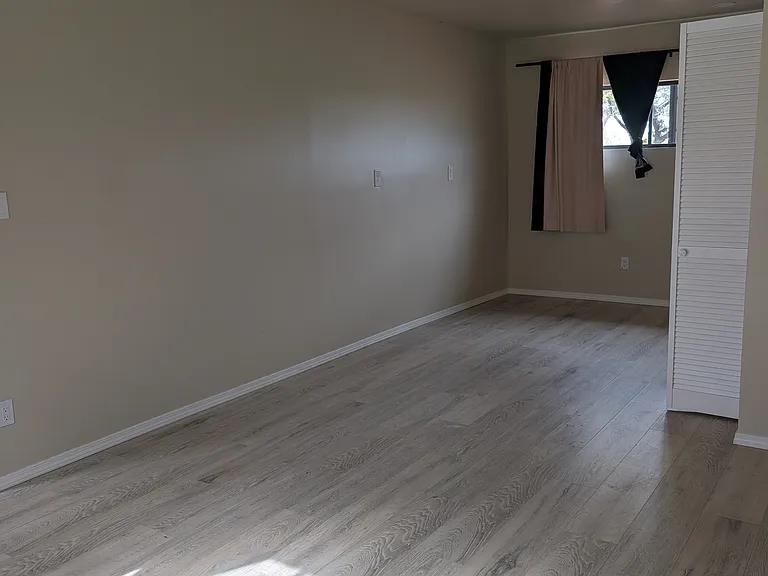 4150 Blue Spruce Dr — Photo 7