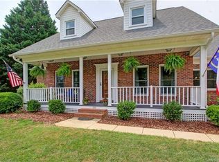 160 Sink Farm Rd, Mooresville, NC 28115