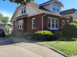 405 W 2nd Ave, Monmouth, IL