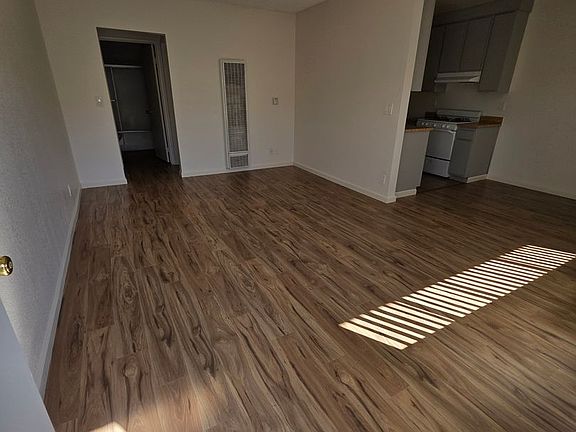 2nd image of 7762 Foothill Blvd #219