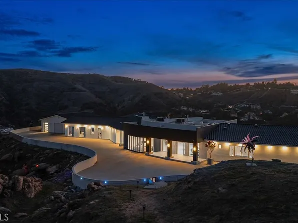 109 Buckskin Rd, Bell Canyon, CA 91307