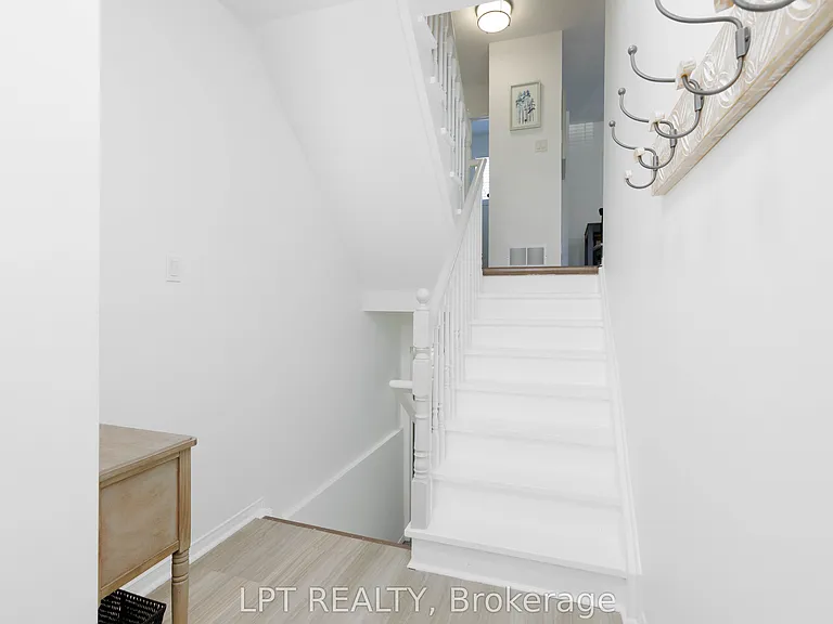 25 Hattie Ct — Photo 8