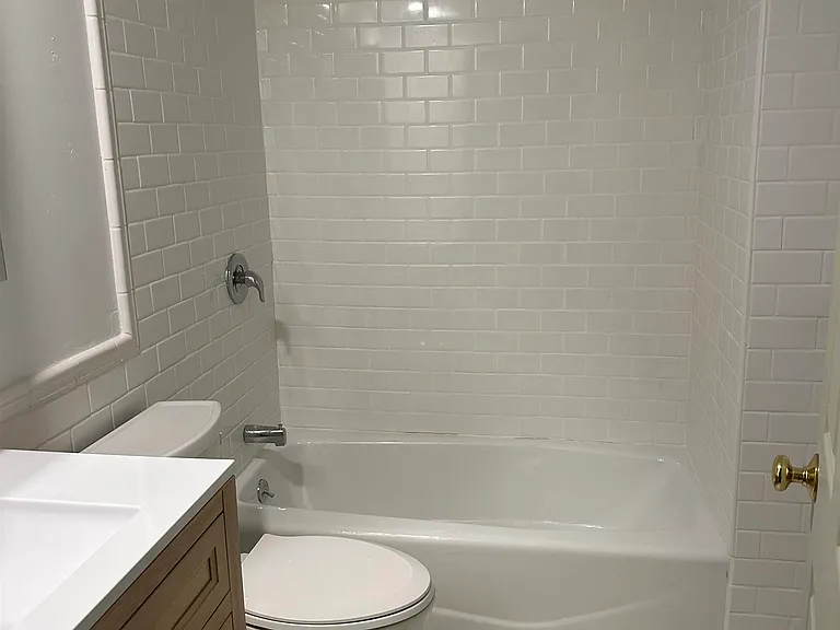 18 Mill St #B — Photo 14