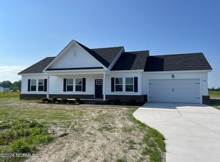 113 Strawberry Acres Dr, Elizabeth City, NC 27909
