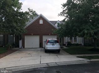 304 Hamlet Cir, Edgewater, MD 21037