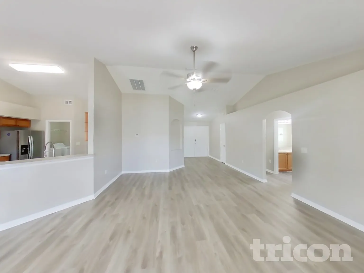 13001 Fish Cove Drive Spring Hill FL — Photo 3