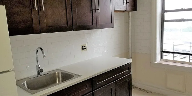 Rented by Duradox Management LLC | media 7