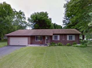2 Lowrey Dr, Shiloh, IL