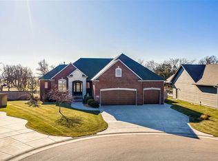 216 S Crocker Ct, Colwich, KS 67030