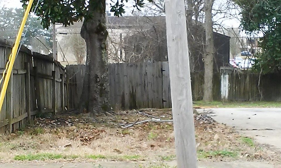2nd image of 33 Valley St