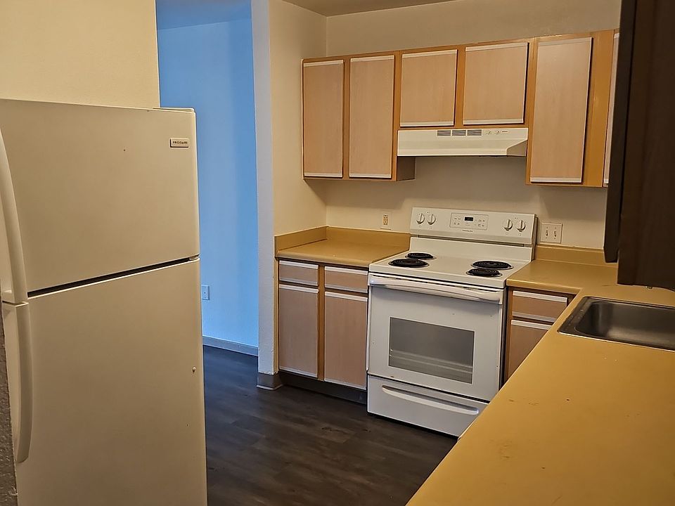 1st image of 6 Southard Ave #10-406