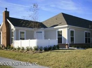 4267 Redtail Hawk Dr, Jacksonville, FL 32257