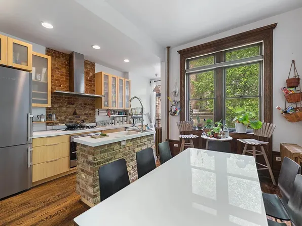 549 West 187th Street image 7 of 31