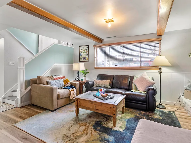 1402 Mears Dr #2 — Photo 3
