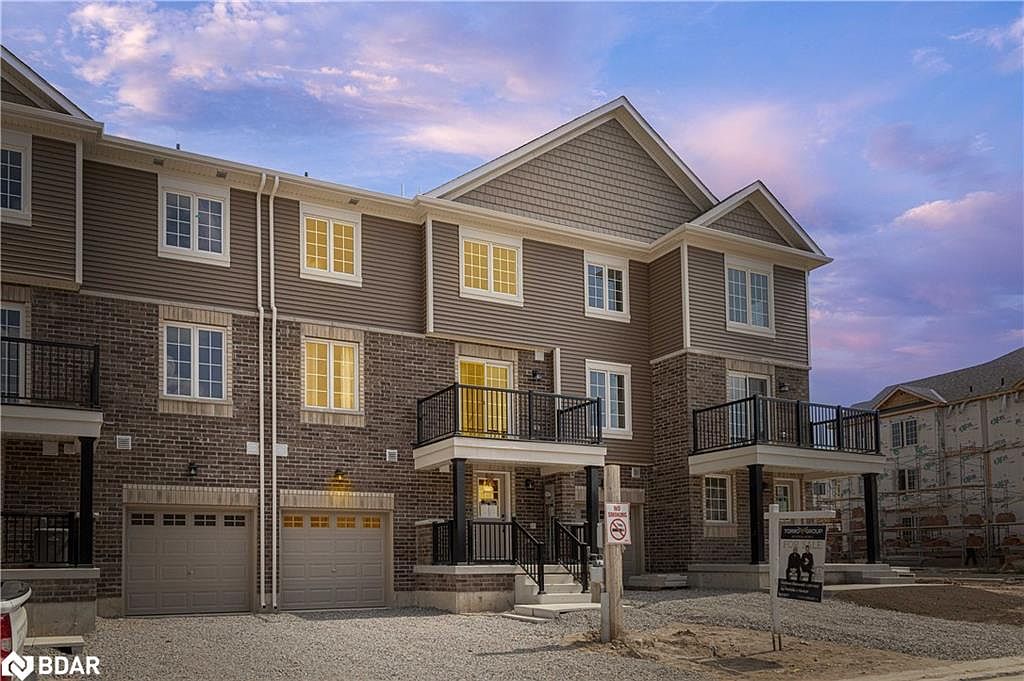 42 Hay Ln, Barrie, ON L9J 0T6 MLS 40475229 Zillow