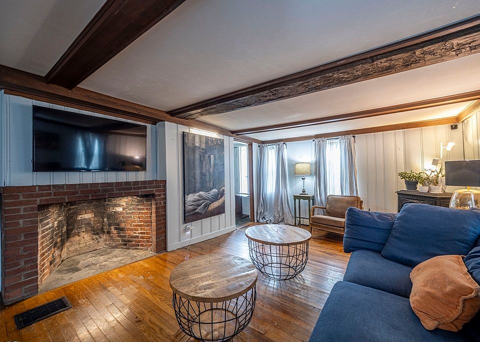 98 Keeley St, Haverhill, MA 01830 Zillow