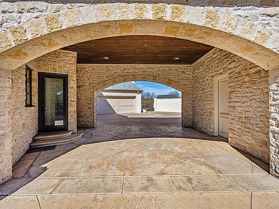 3rd image of 14815 Dalea Dr