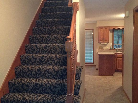 4th image of 15817 Horton Ct