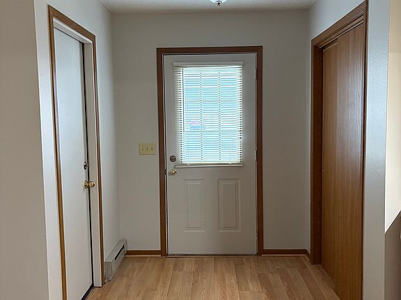 4th image of 317 Nicole Ln APT 3