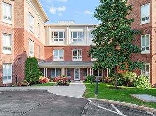 629 Hammond St UNIT W202, Brookline, MA 02467