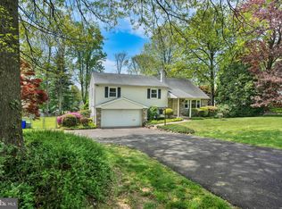 15 Home Rd, Hatboro, PA 19040