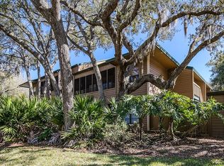 2404 Cypress Pond Rd, Palm Harbor, FL 34683