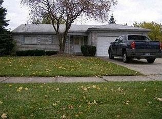 23664 Rutland Ave, Southfield, MI 48075