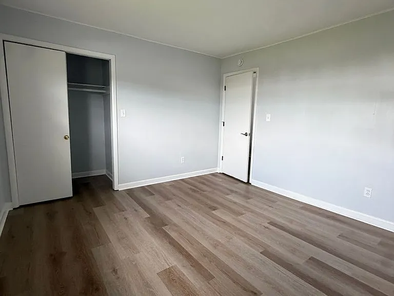 1740 Bonham Rd — Photo 13