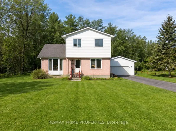13475 Crump Rd, North Dundas, ON K0C 1H0