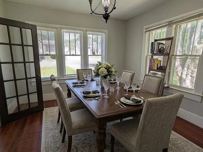 2404 Whitesburg Dr SW — Photo 1