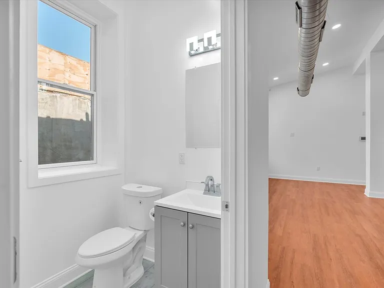 1406 Fairmount Ave #16 — Photo 8