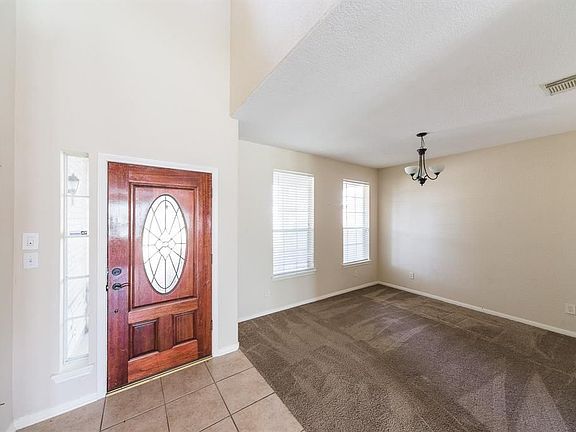 4th image of 17943 Rose Hill Park Ln