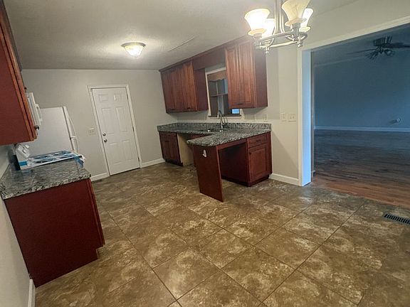 5th image of 5407 Winniespan Rd