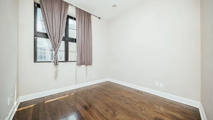 Rented by Nooklyn NYC LLC | media 27