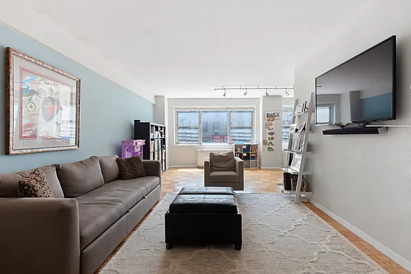 Rented by Douglas Elliman | media 9