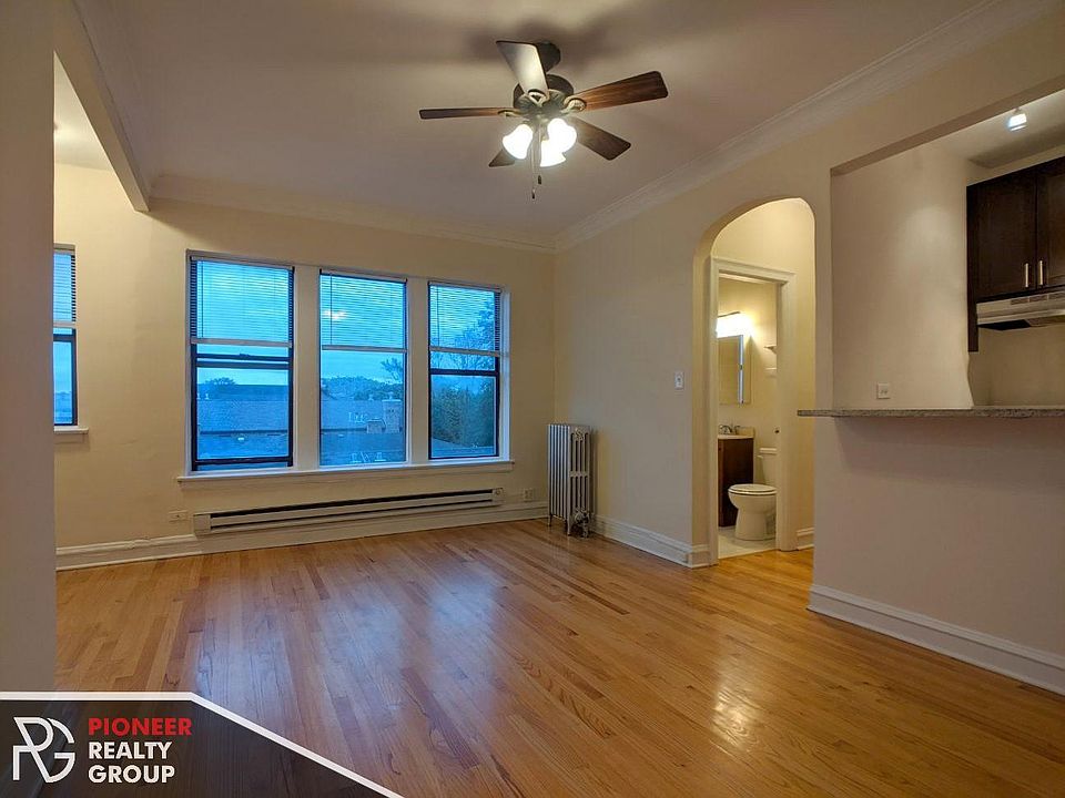 1st image of 4616 N Paulina St #412