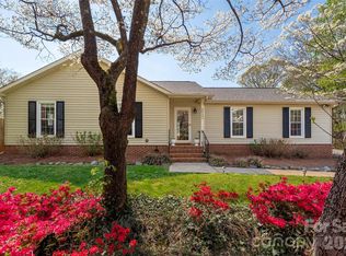 4932 Foxden Ct, Mint Hill, NC 28227