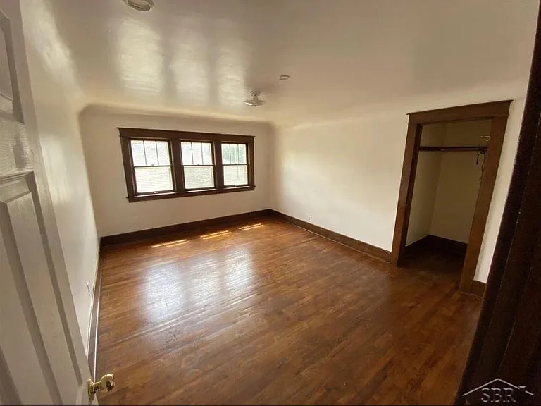 1609 N Oakley St #1 — Photo 2