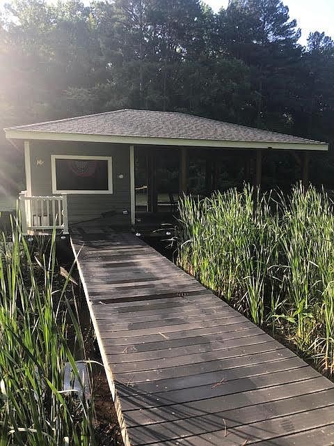 1st image of 1091 Breezewood Ln