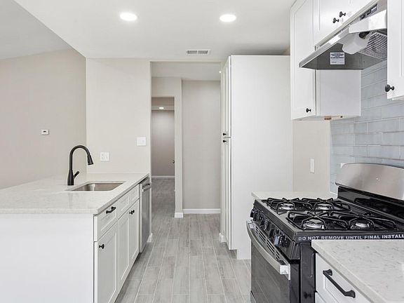 4th image of 9604 Crown Ridge Dr