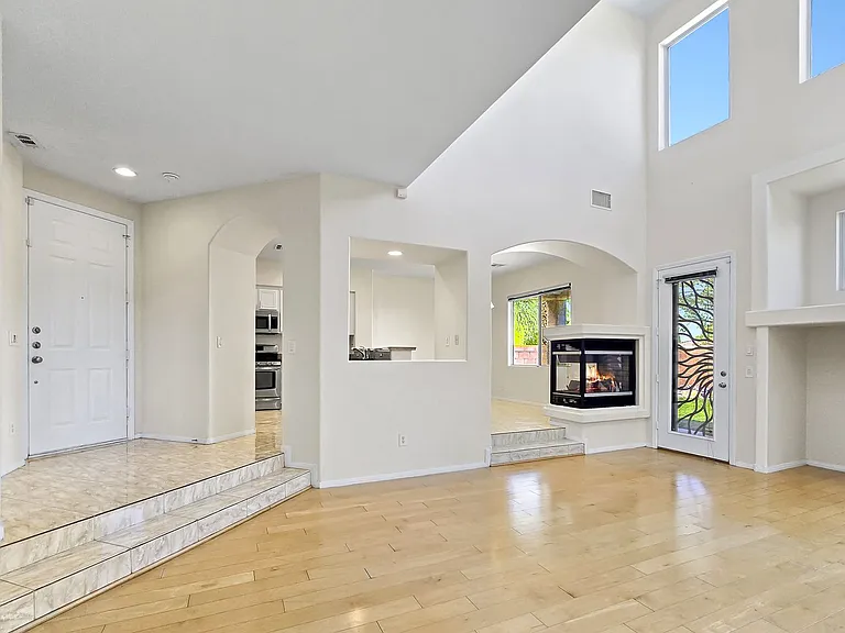 1052 Brinkman St — Photo 6