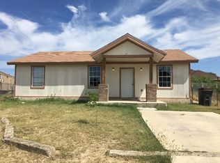 221 Sunset Loop, Eagle Pass, TX 78852