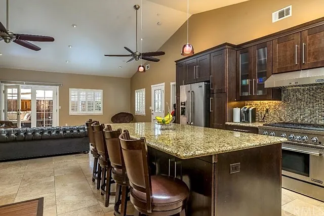 5 bed, 1986 sqft, $1,200 — Photo 3