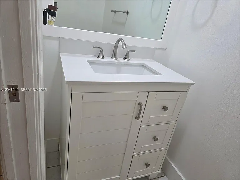 523 W 68th St #5 — Photo 16