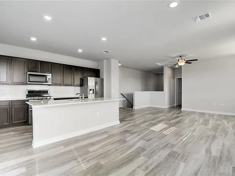 7909 Mandela Bnd — Photo 4