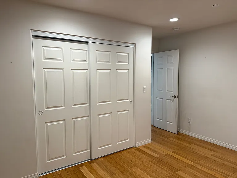 130 N Lincoln Ave — Photo 19