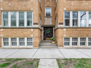3802 N Hamilton Ave #2S, Chicago, IL 60618